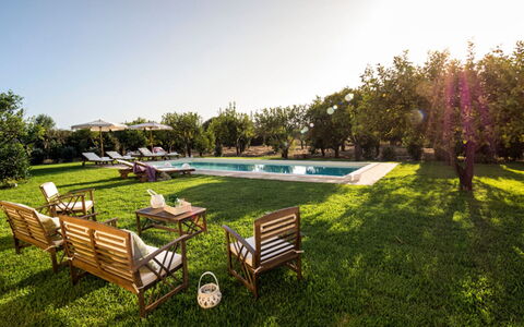 Villa del Sirio: Jardin, Mobilier De Jardin, Pelouse, Loisir, Aménagement Paysager, Recours, Ombre, Parc, Biens, Piscine