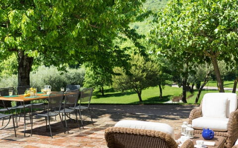 Villa Savino: Meubles, Mobilier De Jardin, Table, Chaise, Tableau De Plein Air, Ombre, Jardin, Table Cuisine Et Salle A Manger, Patio, Aménagement Paysager