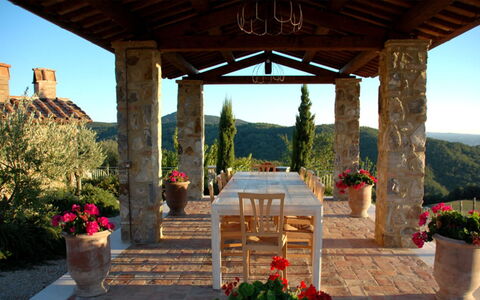 Villa Rufeno: Meubles, Table, Chaise, Pot De Fleur, Mobilier De Jardin, Tableau De Plein Air, Jardin, Patio, Colonne