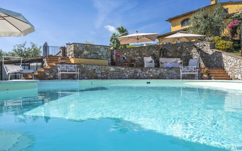 Villa Lucente: Piscine, Recours, Eco Hôtel, Mobilier De Jardin, Villa, Hacienda, Biens, Ville Resort, Hôtel, Aménagement Paysager