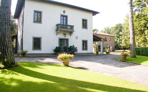 Villa Antonella: Domicile, Biens, Jardin, Pelouse, Chalet, Aménagement Paysager, Allée, Cour, Ferme, Villa
