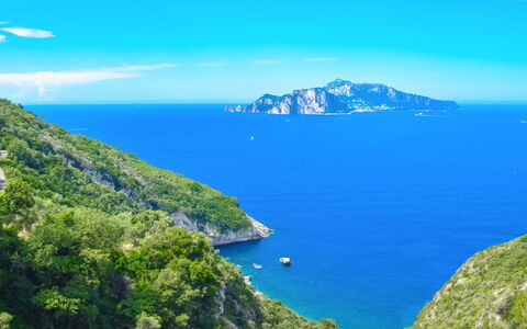 Villa Campanella: Bleu, L'Eau, Plan D'Eau, Paysage Naturel, Cotiers Et Relief Océaniques, Côte, Mer, Été, Promontoire, Montagne