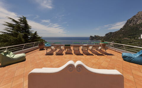 Villa Nerano: Meubles, Table, Chaise, Recours, Mer, Appartement, Table Cuisine Et Salle A Manger, Océan, Table Basse, Côte