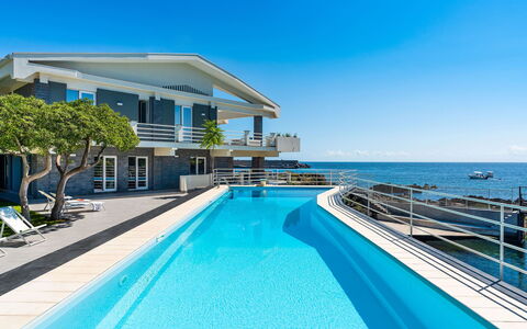 Villa del Faro: Piscine, Recours, Loisir, Hôtel, Eco Hôtel, Villa, Ville Resort, Vacances