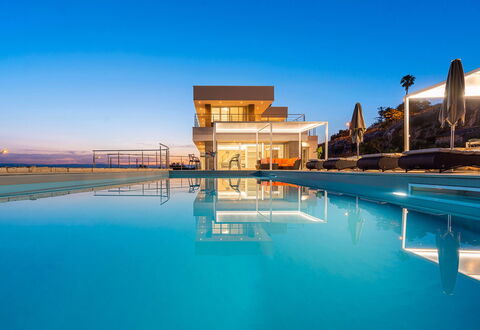 Villa Nina: Bleu, Piscine, Recours, Appartement, Eco Hôtel, Hôtel, Villa, Ville Resort, Crépuscule, Station Balnéaire