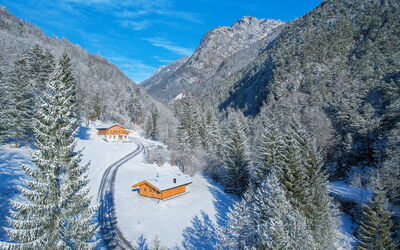 Baita Piciola: Arbre, Montagnes Relief, Montagne, Maison, Chalet, Domicile, Chaîne De Montagnes, Forêt, Station De Montagne