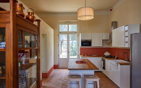 Poggio Cavallino Private Pool, Wifi, Maremma: Meubles, Design Intérieur, Sol, Cuisine, Bois, Cabinetry, Sol, Comptoir, Plafond, Appareil De Cuisine