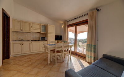 Appartamento Vela: Meubles, Sol, Design Intérieur, Sol, Plafond, Pièce, Cuisine, Appartement, Table Cuisine Et Salle A Manger, Tache De Bois