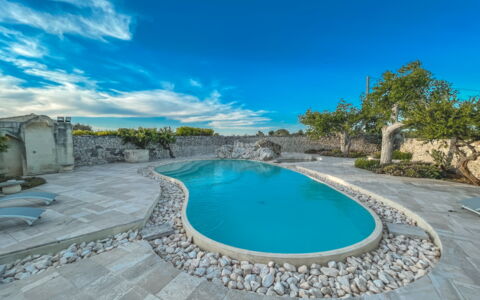 Masseria Capasa: Bleu, Piscine, Composite, Caractéristique De L'Eau, Dalle, Recours, Tropiques, Hôtel, Eco Hôtel