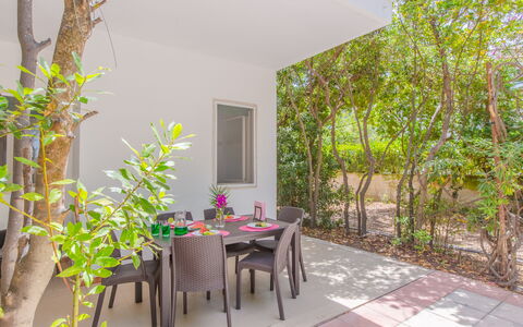 Villa Asami: Jardin, Ombre, Aménagement Paysager, Arrière-Cour, Mobilier De Jardin, Cour, Eco Hôtel, Structure En Plein Air, Hacienda, Patio