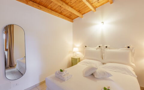 Trullo Quattro Carrini: Recours, Hôtel, Piscine, Eco Hôtel, Hôtel Boutique, Plante D'Appartement, Villa, Appartement Penthouse