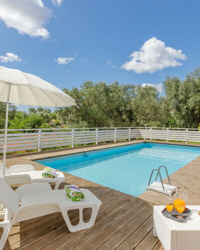Trullo Quattro Carrini: Meubles, Mobilier De Jardin, Recours, Piscine, Eco Hôtel, Balancelle, Chaise, Ombre, Hôtel, Villa