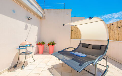 La Nuvola Sui Pedali: Meubles, Design Intérieur, Appartement, Mobilier De Jardin, Chaise, Balcon, Plante D'Appartement, Hôtel, Eco Hôtel, Accoudoir