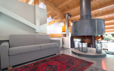 Casa Loft: Meubles, Sol, Design Intérieur, Sol, Bois, Plafond, Canapé, Salon, Pièce, Éclairage
