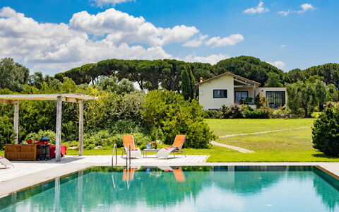 Villa Flaminia: Loisir, Jardin, Recours, Piscine, Biens, Ombre, Eco Hôtel, Pelouse, Aménagement Paysager, Mobilier De Jardin