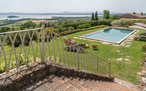 Villa Domus Papi: Arbuste, Paysage, Biens, Jardin, Aménagement Paysager, Ferme, Arrière-Cour, Cour, Villa, Hacienda