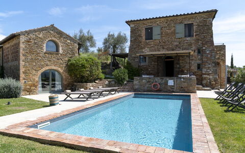 Villa Cotogna: Piscine, Biens, Chalet, Ferme, Villa, Aménagement Paysager, Hacienda, Caractéristique De L'Eau, Recours, Arrière-Cour
