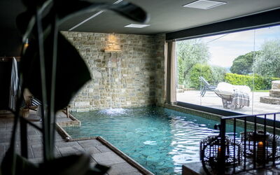 Villa delle Rose: Piscine, Composite, Recours, Caractéristique De L'Eau, Conception, Hôtel, Eco Hôtel, Plante D'Appartement, Villa, Cour