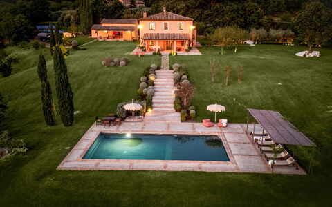 Casalberna: Biens, Jardin, Piscine, Pelouse, Manoir, Aménagement Paysager, Villa, Parc, Hacienda, Cour