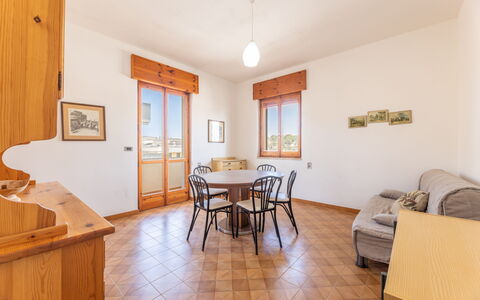 Giovanni Apartment In Gallipoli, Ac, Seaside: Sol, Appartement, Tache De Bois, Dur, Parquet