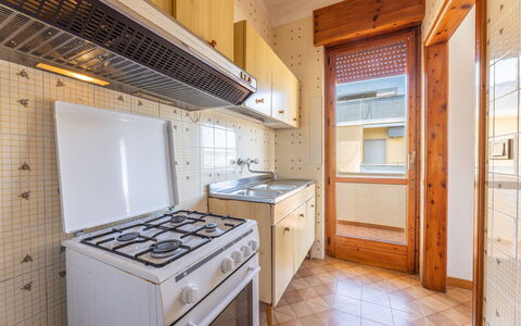 Giovanni Apartment In Gallipoli, Ac, Seaside: Mur, Bois, Appartement, Domicile, Pièce, Tache De Bois, Principaux Appliance, Cuisine, Peindre, Conception