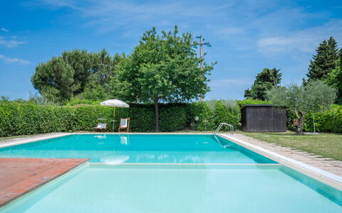 Casa Viola Pool, Wifi, Montaione: Piscine, Bleu, Recours, Composite, Eco Hôtel, Ombre, Jardin, Caractéristique De L'Eau, Thermes, Aménagement Paysager