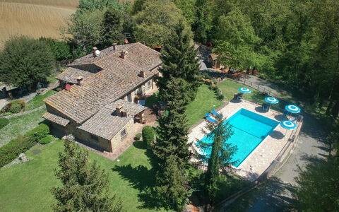 Grace Home, Pool, Wifi, Gambassi Terme: Piscine, Recours, Biens, Eco Hôtel, Ferme, Villa, Hacienda, Aménagement Paysager, Arrière-Cour, Ville Resort