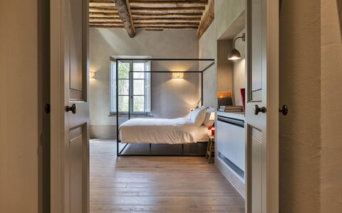 Villa del Mangia, 5Panoramic Pool and Chef Service: Mur, Design Intérieur, Meubles, Sol, Plafond, Bois, Sol, Chambre, Lit, Éclairage