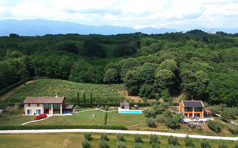 Villa Montello Pool, Jacuzzi, Ac, Wifi, Treviso: Paysage Naturel, Zone Rurale, Paysage, Plantation, Lot Terre, Plaine, Station De Montagne, Champ, Chalet, Vue Du Ciel