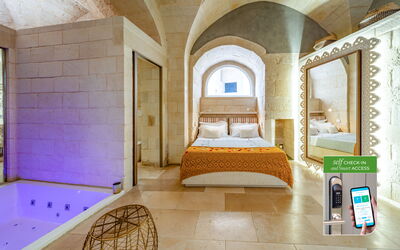 Logement:&nbsp;Maiorca Deluxe Room with Bath Tub - Borgo Bianco