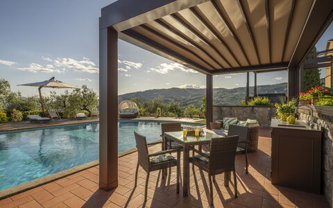 Villa Alessia Luxury: Recours, Meubles, Ombre, Eco Hôtel, Mobilier De Jardin, Patio, Chaise, Structure En Plein Air, Plafond, Piscine