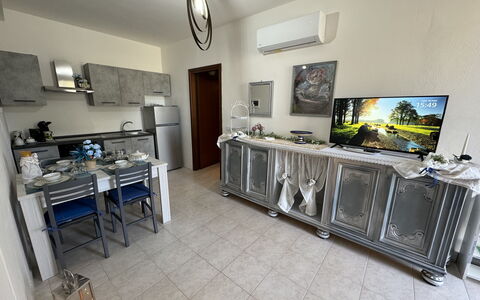 Il Volo Del Nibbio: Meubles, Sol, Sol, Design Intérieur, Appartement, Chaise, Pièce, Salon, Canapé