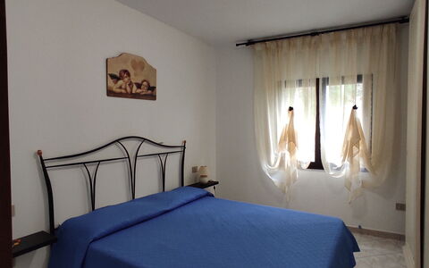 Belvedere Apartment Ac, Budoni: Meubles, Design Intérieur, Sol, Sol, Lit, Chambre, Drap De Lit, Linge, Literie, Pièce