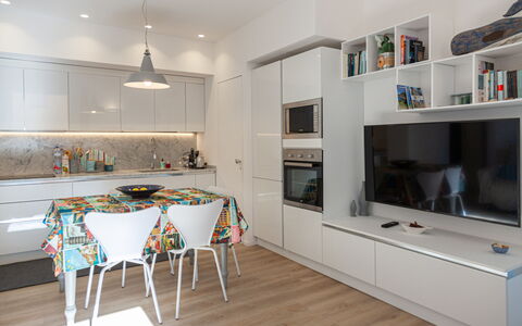 La Casa Dei Mandarini: Meubles, Design Intérieur, Cuisine, Sol, Mur, Appareil De Cuisine, Comptoir, Cabinetry, Bois, Plafond