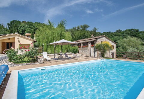 Casa Rosmarino, Ac, Wifi, Narni: Piscine, Recours, Mobilier De Jardin, Eco Hôtel, Thermes, Caractéristique De L'Eau, Arrière-Cour, Ville Resort, Villa, Hacienda
