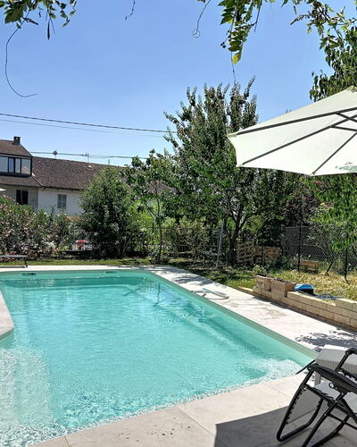 Casetta di Agnese: Piscine, L'Eau, Mobilier De Jardin, Recours, Parapluie, Composite, Ombre, Eco Hôtel, Caractéristique De L'Eau, Chaise