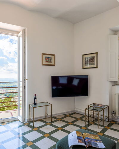 Operapartment: Sol, Sol, Design Intérieur, Appartement, Meubles, Pièce, Plafond, Chaise, Salon, Plante D'Appartement
