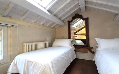 Design Loft, Romantic Retreat, Feltre: Bois, Design Intérieur, Sol, Plafond, Sol, Chambre, Lit, Domicile, Dur, Grenier