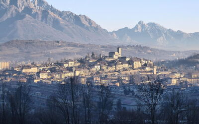 Design Loft, Romantic Retreat, Feltre: Montagnes Relief, Colline, Montagne, Zone Urbaine, Ville, Ville, Zone Résidentielle, Toit, Paysage, Station De Montagne