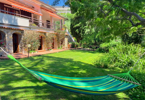 Casa Delle Chicche - Imperia: Recours, Piscine, Jardin, Loisir, Eco Hôtel, Mobilier De Jardin, Ombre, Hacienda, Arrière-Cour, Aménagement Paysager