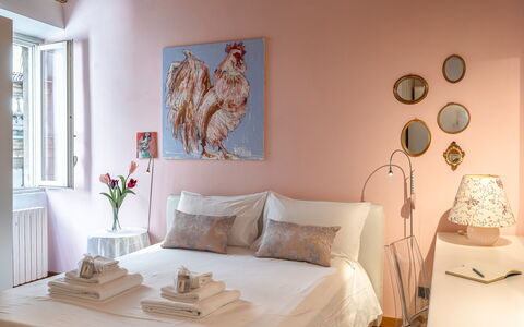 Dafne Suite: Design Intérieur, Meubles, Mur, Chambre, Lit, Pièce, Rose, Literie, Domicile, Drap De Lit
