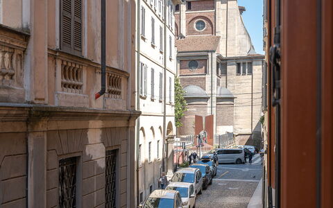 Dafne Suite: Fenêtre, Quartier, Appartement, Balcon