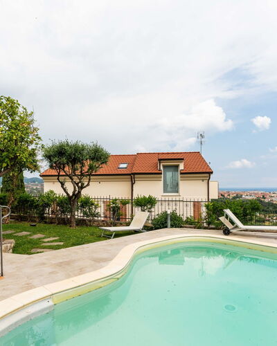 Borghetto Santo Spirito 603: Piscine, Zone Résidentielle, Biens, Jardin, Aménagement Paysager, Recours, Eco Hôtel, Cour, Villa, Hacienda