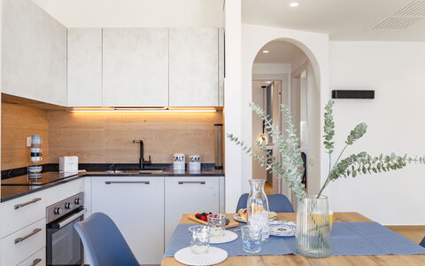 Brezza Costa Conero: Meubles, Cuisine, Appareil De Cuisine, Comptoir, Design Intérieur, Sol, Mur, Bois, Principaux Appliance, Cabinetry