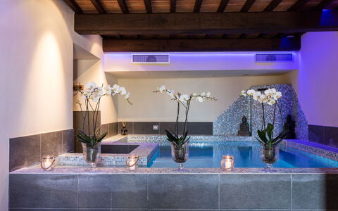 Relais la Costa: Luminaire Plomberie, Design Intérieur, Robinet, Verre, Tuile, Plomberie, Salle De Bains, Recours, Hôtel