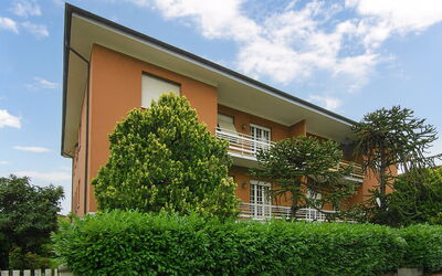 Butterfly Apartment in Lucca