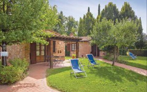 Oasi Della Pergola: Arbuste, Jardin, Recours, Zone Résidentielle, Biens, Mobilier De Jardin, Arrière-Cour, Pelouse, Piscine