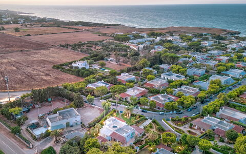 Villa Azzurra Monticelli: Zone Résidentielle, Vue Du Ciel, Photographie Aérienne, Paysage, Quartier, Banlieue, Design Urbain, Biens, Village, Côte