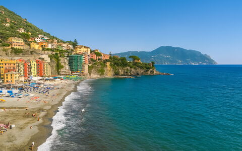 Newly Renovated Ocean View Flat: Bleu, L'Eau, Côte, Cotiers Et Relief Océaniques, Mer, Rive, Plage, Attraction Touristique, Océan, Vague