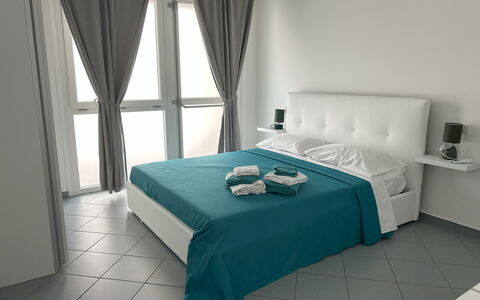 Case Martorelli - Belvedere Marittimo: Meubles, Sol, Sol, Design Intérieur, Pièce, Chambre, Lit, Literie, Chaise, Cadre De Lit